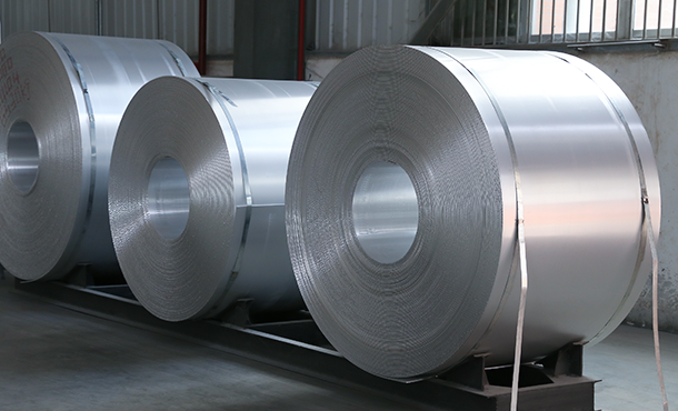 Алюминиевая катушка с полиэтиленовым покрытием